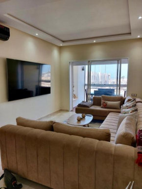 Cosy Apartment with sea view
